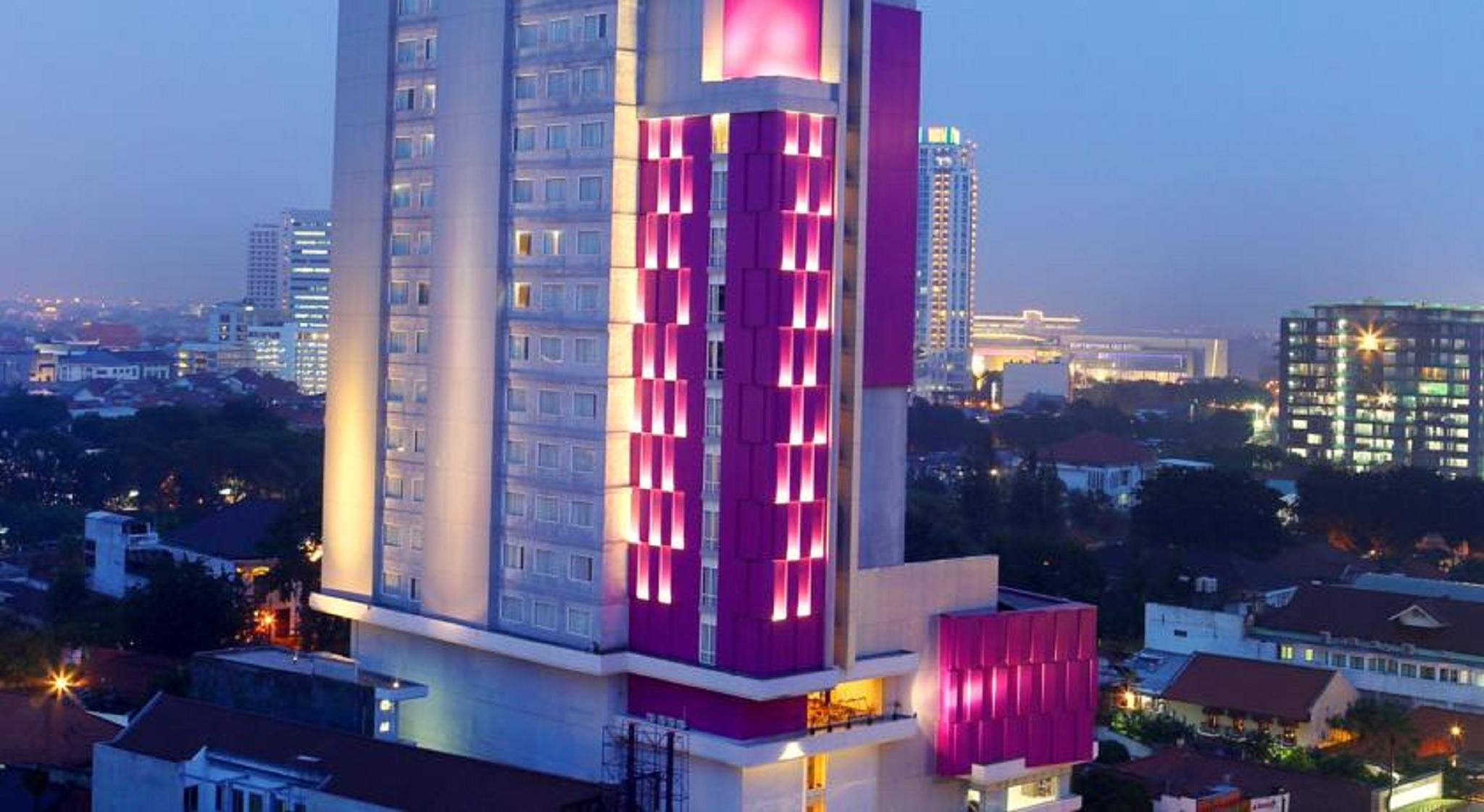 Hotel Santika Premiere Gubeng Сурабая Екстер'єр фото