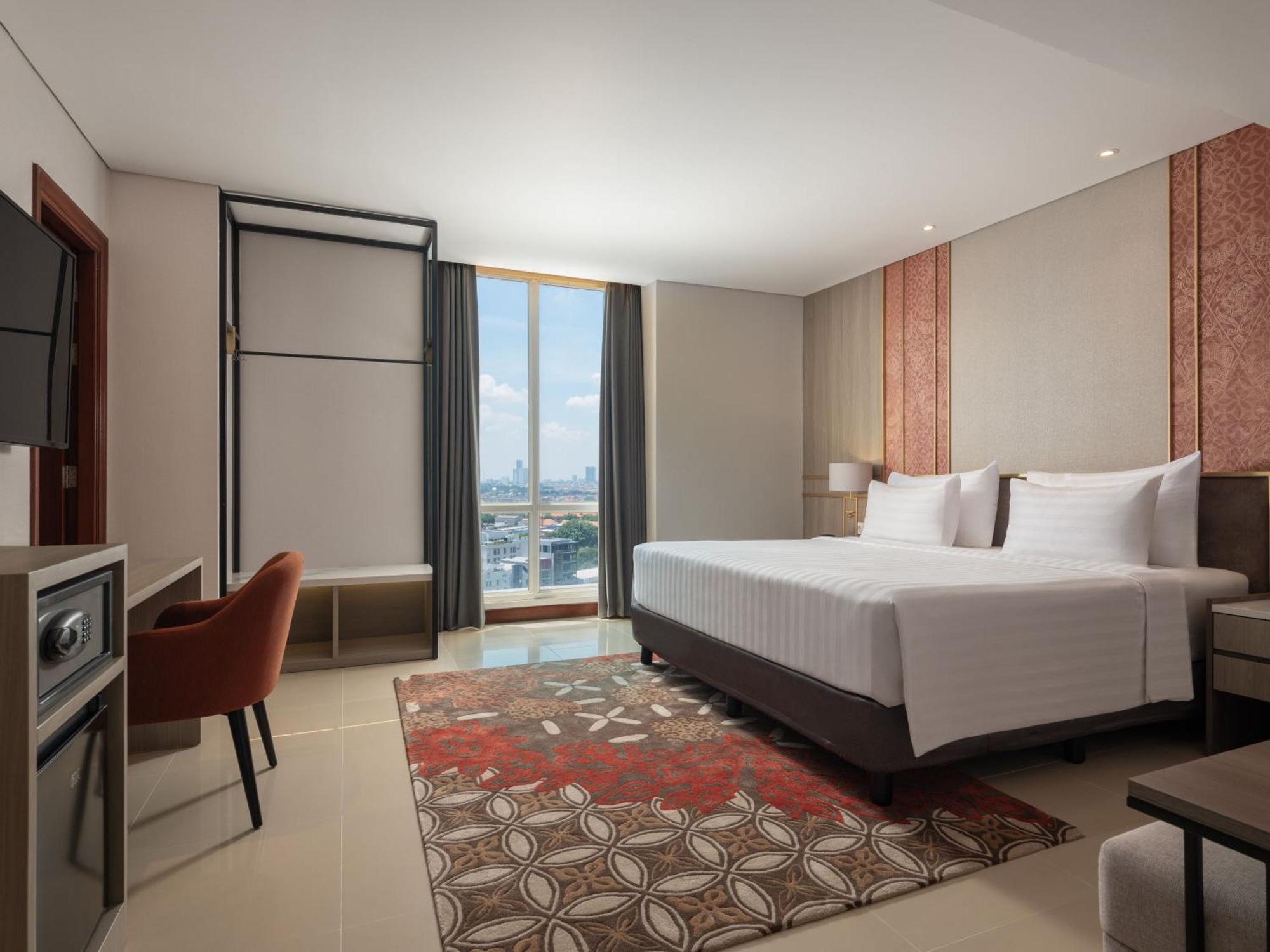 Hotel Santika Premiere Gubeng Сурабая Екстер'єр фото