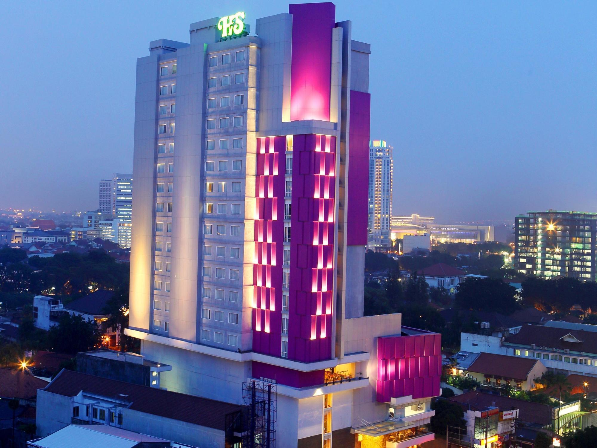 Hotel Santika Premiere Gubeng Сурабая Екстер'єр фото